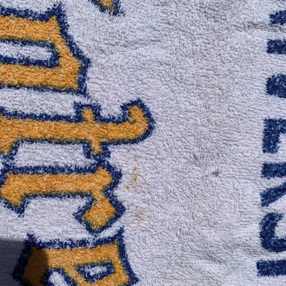 Vintage University‎ of Notre Dame Fighting Irish Fringe Beach Pool Towel